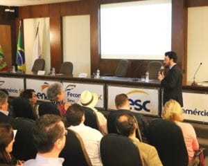 IMG 3967 1 300x240 - Estrangeiros representaram quase 30% dos turistas nesta temporada em SC